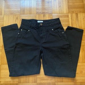 Bershka Black Yolk Mom Jean Denim